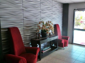 Apek Utama Hotel